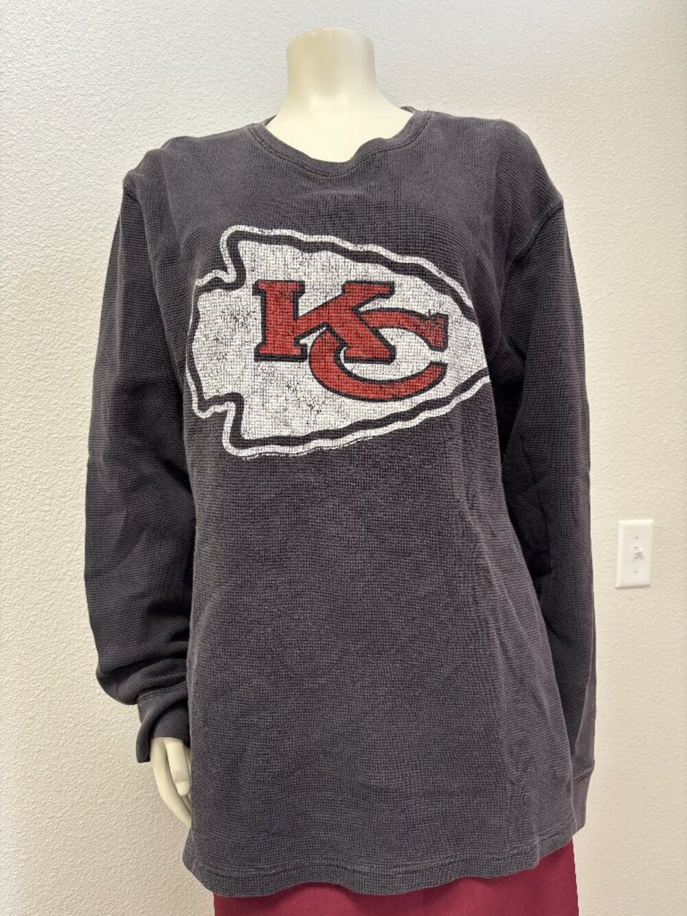 Old Navy XXL Kansas City Chiefs Gray Waffle Knit Long Sleeve Shirt NFL
